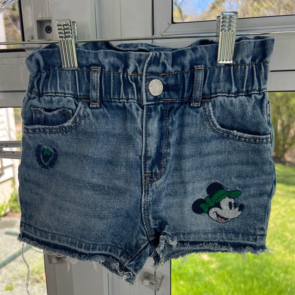 babyGAP Disney Minnie shorts